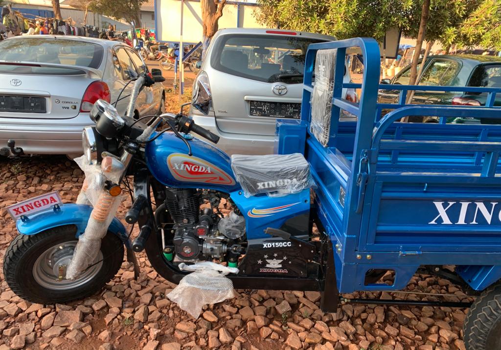 Moto tricycle marque XINGDA