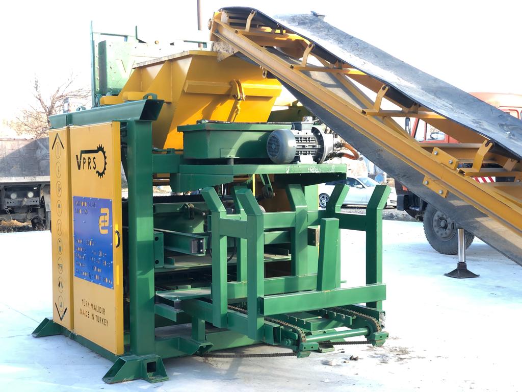 Machine a parpaing VESS ECO 4.1
